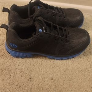 New Nautilus Men's Shoes Size 10